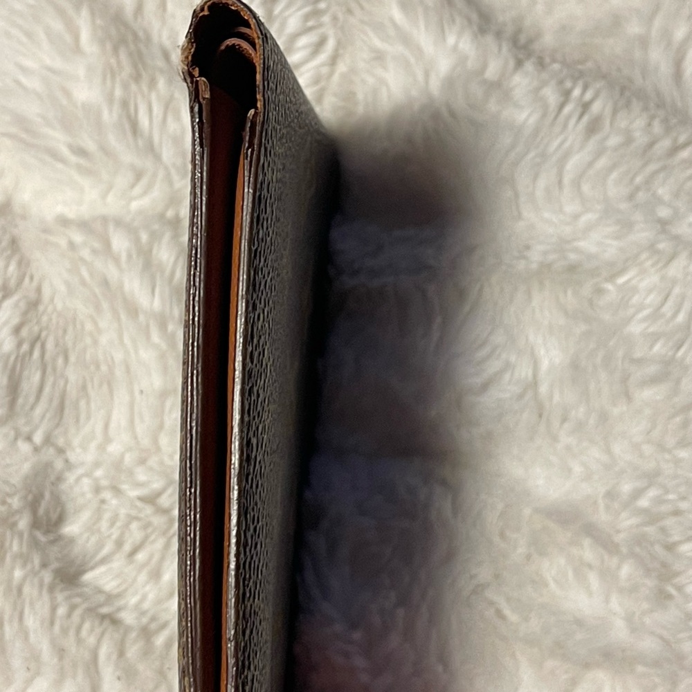 Louis Vuitton Multiple Wallet
Monogram Brown - Picture 7 of 16